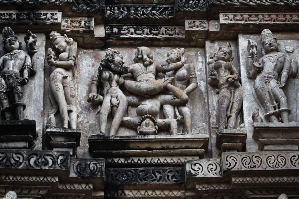 sculputures-of-khajuraho